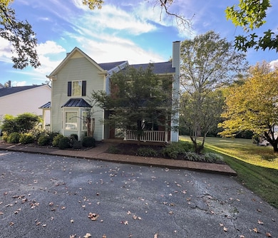 1277 Carriage Park Dr unit 7B, Franklin, TN 37064 - photo 2