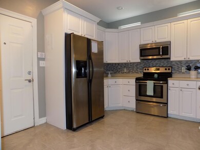 Kitchen View2