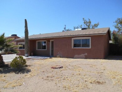 023-220689 Front Right