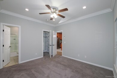 115 Evergreen St unit 106, West Babylon, NY 11704 - photo 7