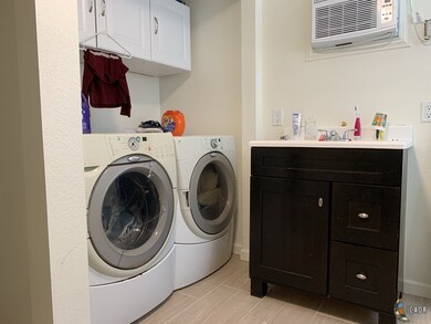 887 Rose Ave, El Centro, CA 92243 - photo 6