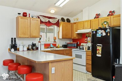 22-Kitchen-ELKO7771