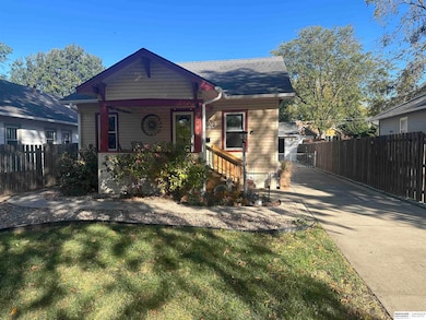 3244 C St, Lincoln, NE 68510 - photo 3