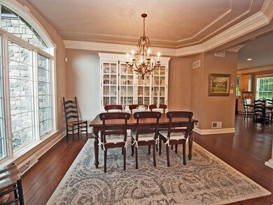 Enjoy elegant dinner parties in the charming dinin