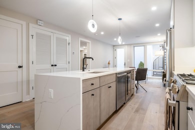 1820 19th St NW, Washington, DC 20009 - photo 6