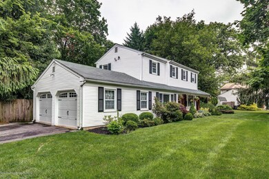 32 Devonshire Ct, Middletown, NJ 07748 - photo 4