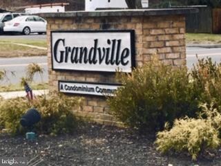 814 Silver Ct, Hamilton Square, NJ 08690 - photo 3