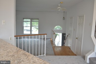 10515 Trinidad Ct, Manassas, VA 20109 - photo 3