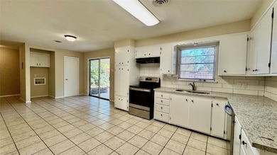 1463 Beechwood Ln, Abilene, TX 79603 - photo 5