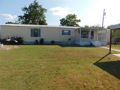 160 Spring Valley Ct, Springtown, TX 76082 - photo 2