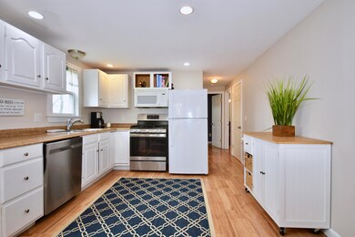 17 Homestead Rd, Sagamore Beach, MA 02562 - photo 4