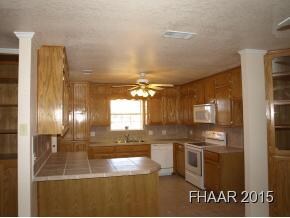 877 Spring Creek Ln, Copperas Cove, TX 76522 - photo 6