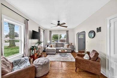 525 S Main St, Middlebury, IN 46540 - photo 4