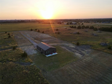 536 Robnett Rd, Waxahachie, TX 75165 - photo 5