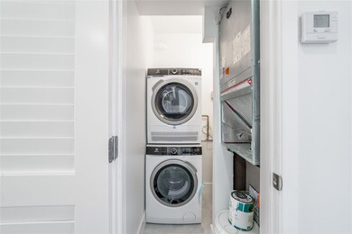 Hollybrook Golf and Tennis Club unit 418, Pembroke Pines, FL 33025 - photo 5