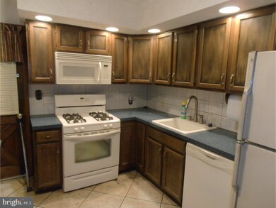 202 Franklin St, Trenton, NJ 08611 - photo 7