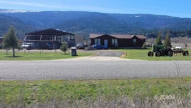 231 Garrett Rd, Hyampom, CA 96046 - photo 4