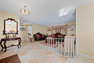 1827 Pinehurst Dr, West Palm Beach, FL 33407 - photo 3