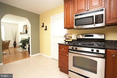 808 Elm Ave, Takoma Park, MD 20912 - photo 6