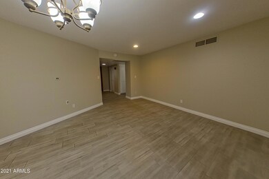 4271 W Townley Ave, Phoenix, AZ 85051 - photo 7