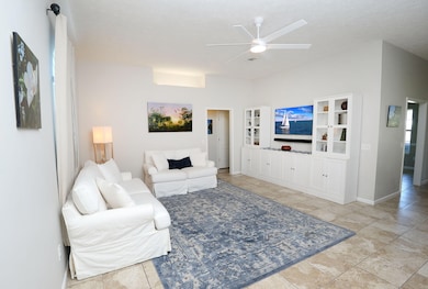 Living room 2