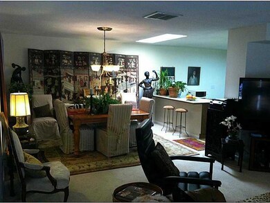 391 Chatham Cir unit 355, Warwick, RI 02886 - photo 2