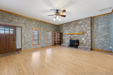 7352 E Verdigris Dr, Claremore, OK 74019 - photo 6