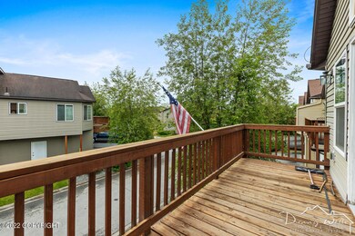 Exterior Front Deck-20220609-6482