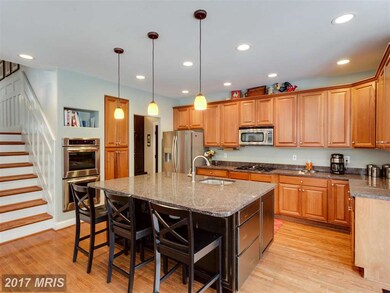 5007 Kristina Ct, Fairfax, VA 22030 - photo 6