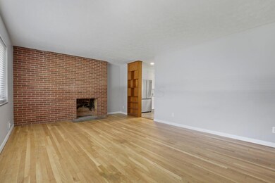 4942 living rm