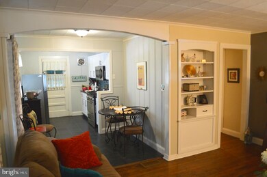 421 E Dutton Mill Rd, Brookhaven, PA 19015 - photo 4