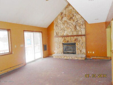 127 Overlook Dr, Hawley, PA 18428 - photo 3