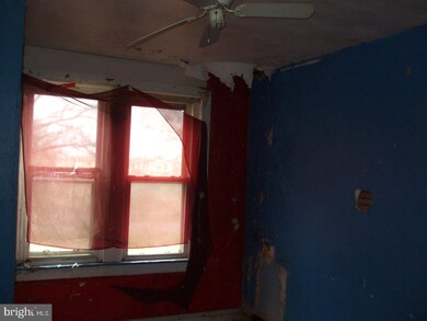 944 Morton St, Camden, NJ 08104 - photo 7