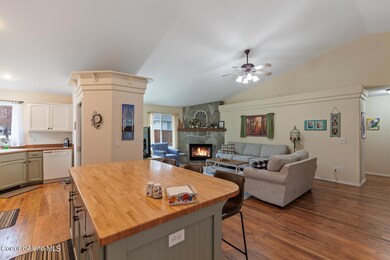 4604EMossbergCir-5