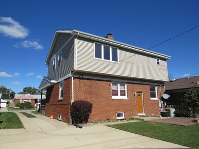 10131 Pelham St, Westchester, IL 60154 - photo 4