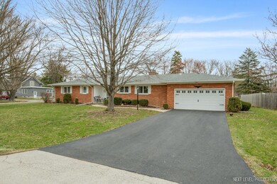 516 Meyer Ct, Aurora, IL 60506 - photo 3