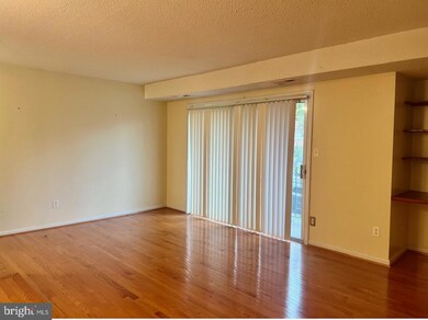 625 Chesapeake St SE unit 201, Washington, DC 20032 - photo 4