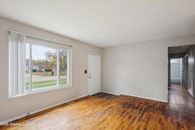 05-3400-Independence-Ln-Lansing-MI-48911