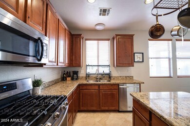 1253 E Julian Dr