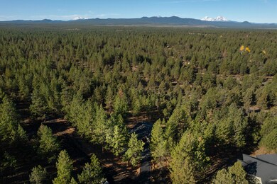 63287 Saddleback Dr, Bend, OR 97703 - photo 4