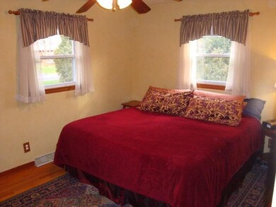 5171 Hill Top Rd, Fitchburg, WI 53711 - photo 6