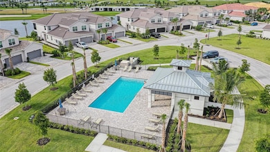 SATELITE POOL CONVENIENT TO THE CONDO UNIT