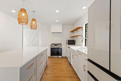 unlisted-address, San Diego, CA 92130 - photo 7