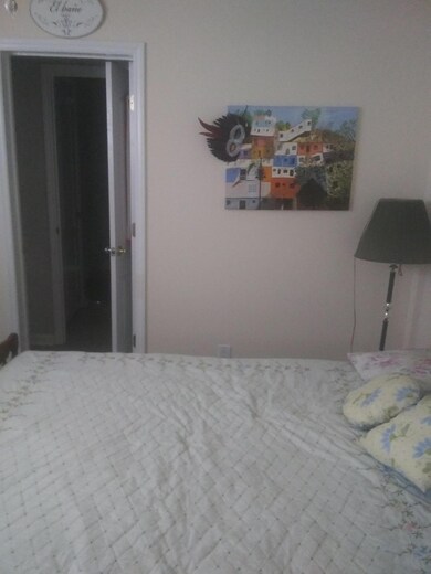 02 Bedroom