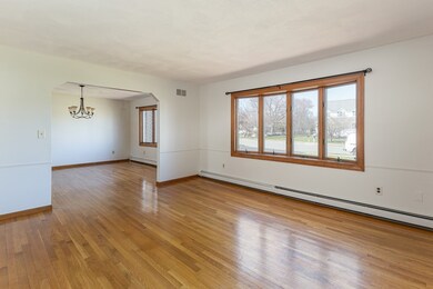 11 Broadmeadow Ln, Abington, MA 02351 - photo 6