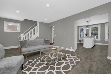 944 Carpenter St, Columbus, OH 43206 - photo 6