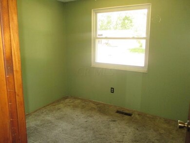 2395 WEYBURN (9)