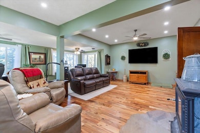 22143 Hackberry Rd, Council Bluffs, IA 51503 - photo 6