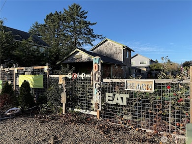 1305 Bay Ave, Ocean Park, WA 98640 - photo 3