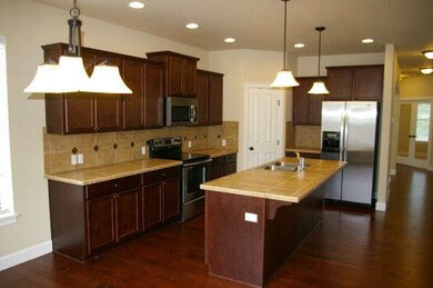 1319 Smith St SE, Olympia, WA 98501 - photo 3